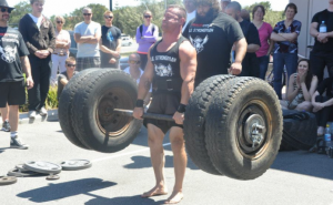 Antony Cosentino deadlifting a 260kg truck axle